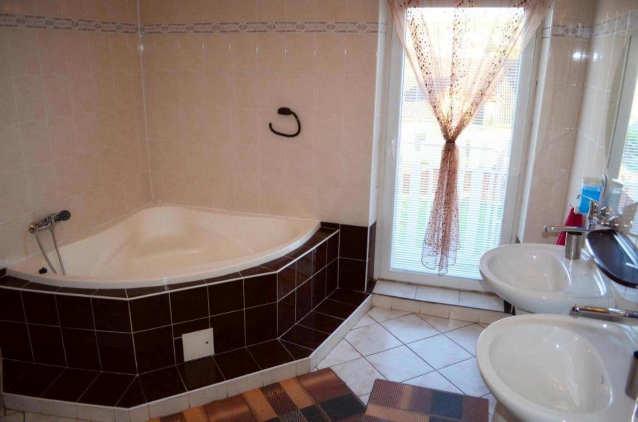 Chalupa Riviera A Apartmany Riviera - Liptov Besenova Ruzomberok Eksteriør bilde